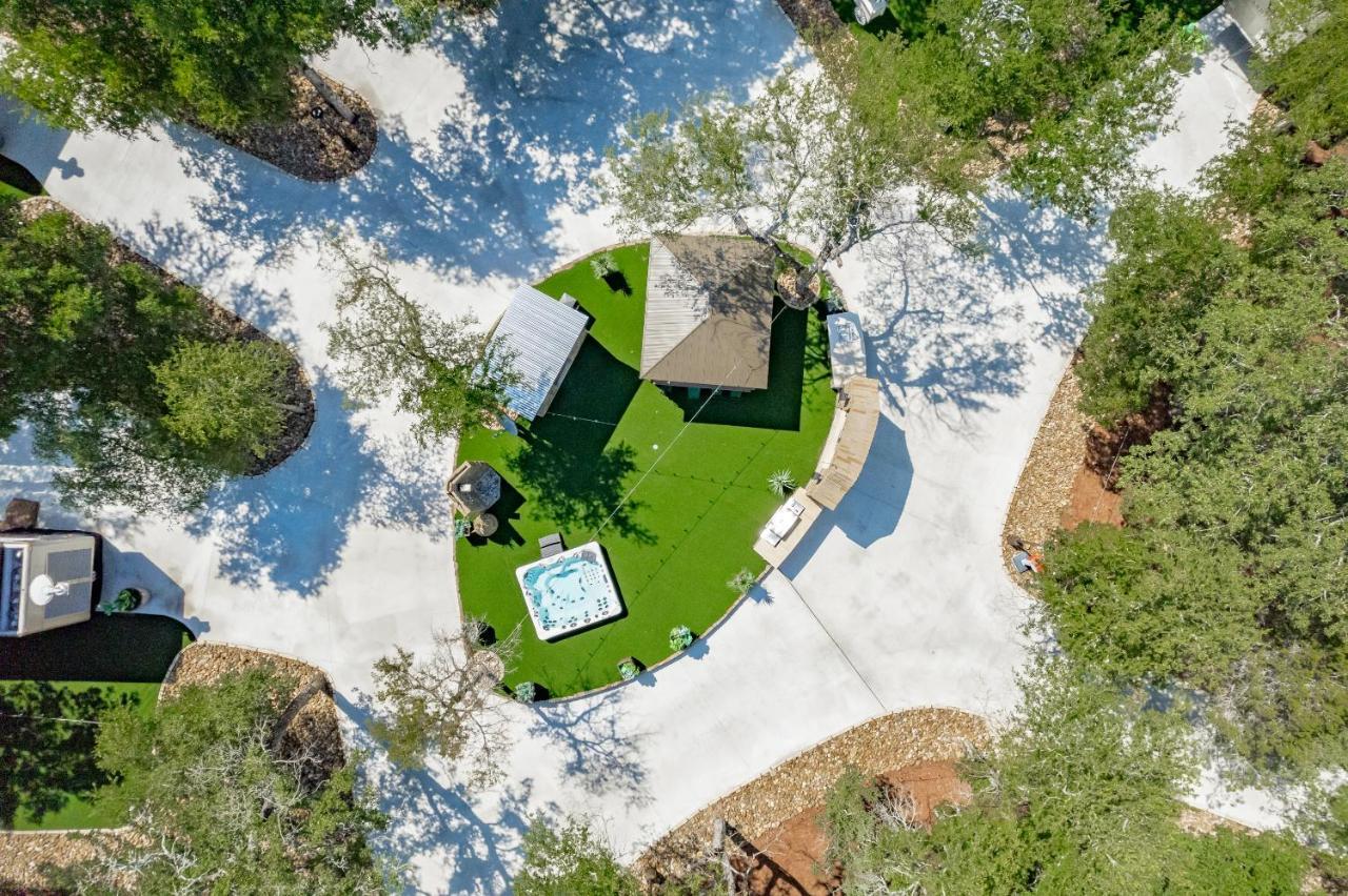 7744 Ranch Glamping Resort Όστιν Δωμάτιο φωτογραφία